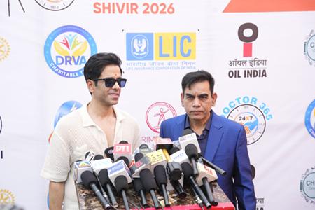 डॉक्टर 365 और डीआरवीए ने 5वें बॉलीवुड महा आरोग्य शिविर का आयोजन ,जिसमें शिल्पा शेट्टी,तुषार कपूर चेयरमैन डॉ.धर्मेंद्र कुमार आदि  हुए शामिल