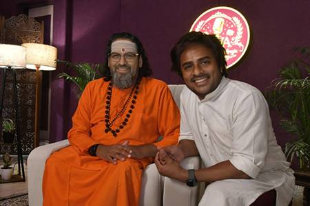 Anuja Sahai Explores Spiritual Wisdom With Swami Abhedananda On Articulate With Anuja